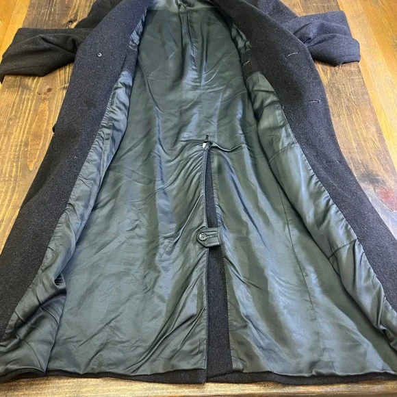 Nino Cerruti Cashmere Wool Blend Overcoat Mens Charcoal Gray, mens size 38r